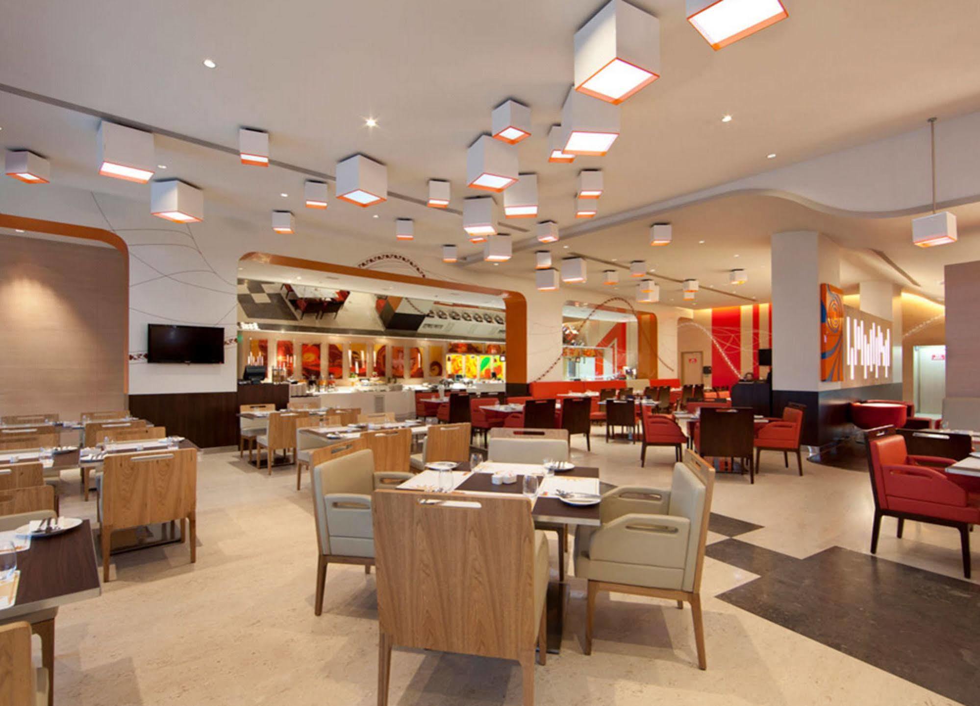 Hotel Ibis Bengaluru Outer Ring Road Zewnętrze zdjęcie