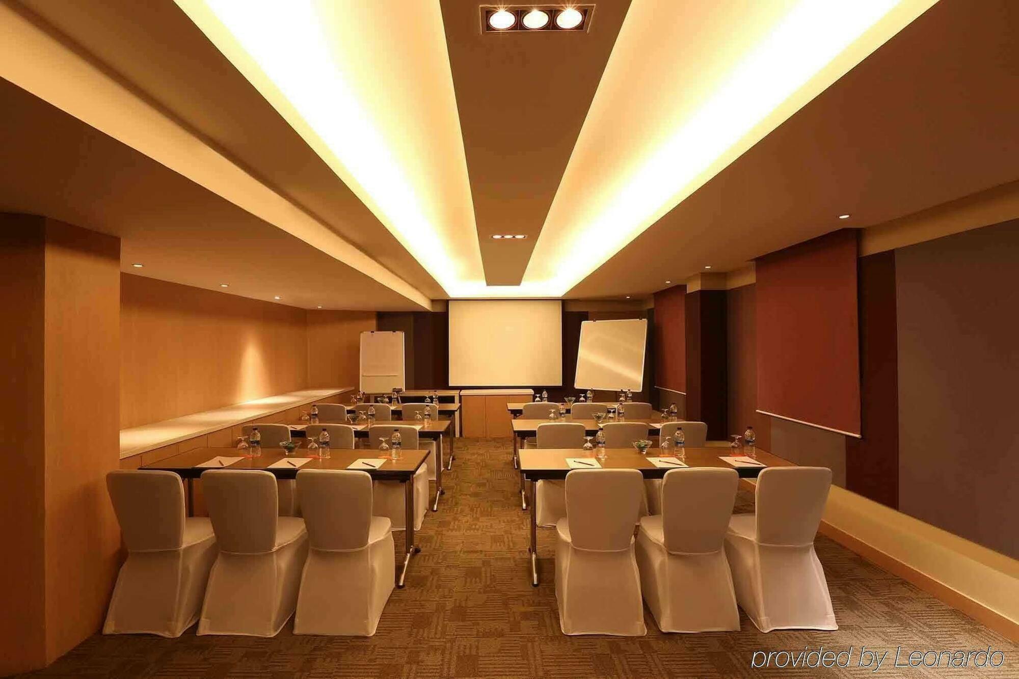 Hotel Ibis Bengaluru Outer Ring Road Zewnętrze zdjęcie
