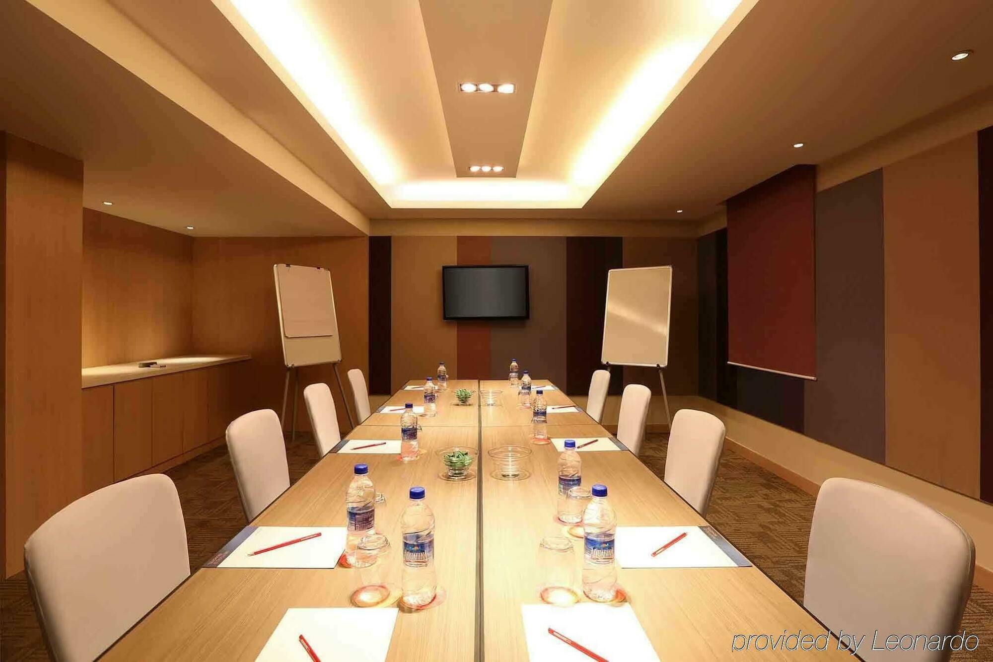 Hotel Ibis Bengaluru Outer Ring Road Zewnętrze zdjęcie